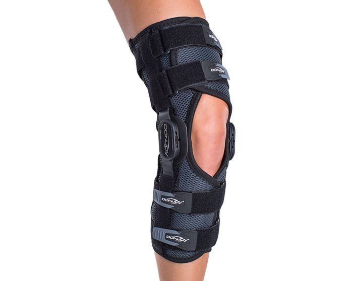 DonJoy Playmaker II Hinged Knee Brace photo
