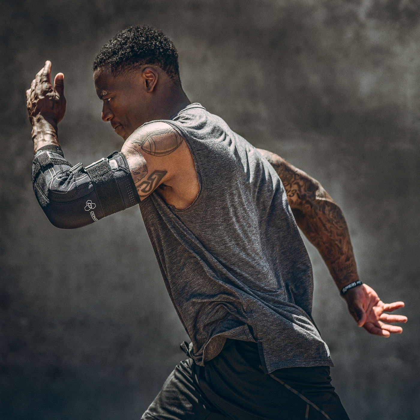 DonJoy Bionic Elbow Brace II | Joint Stabilization
