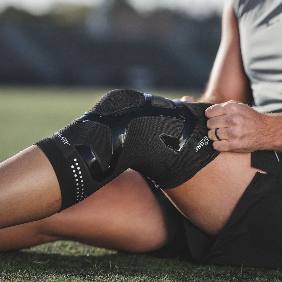 DonJoy Performance TriZone Knee Support