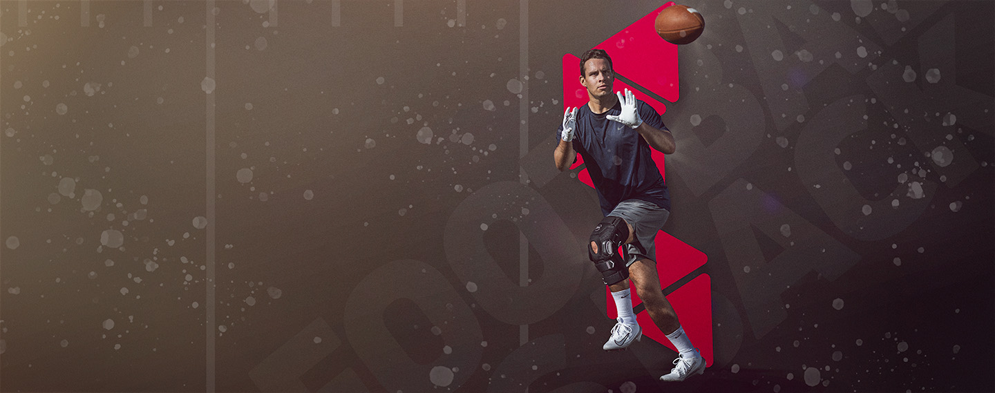 Athlete on a DonJoy Performance FullStop Knee Braces