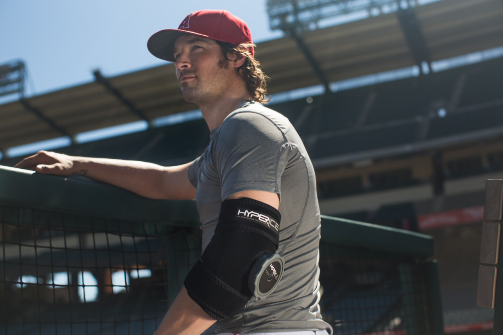 CJ Wilson Uses HyperIce Utility on Elbow CJ