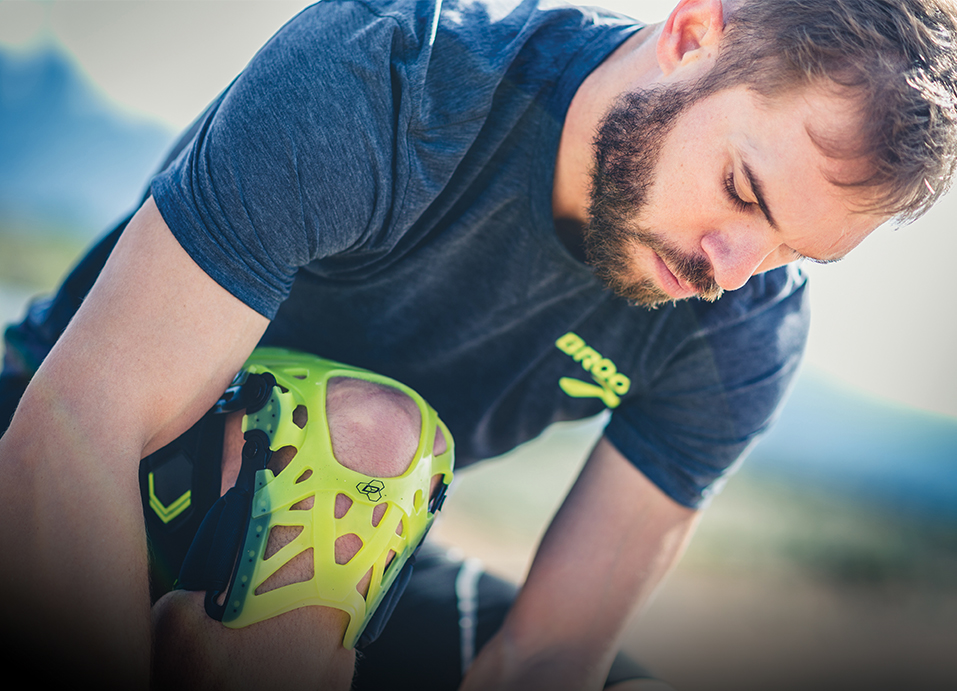 donjoy-performance-webtech-knee-brace