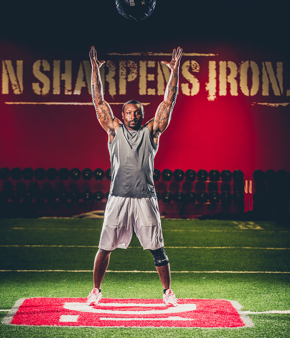 navorro-bowman-training-donjoy-performance